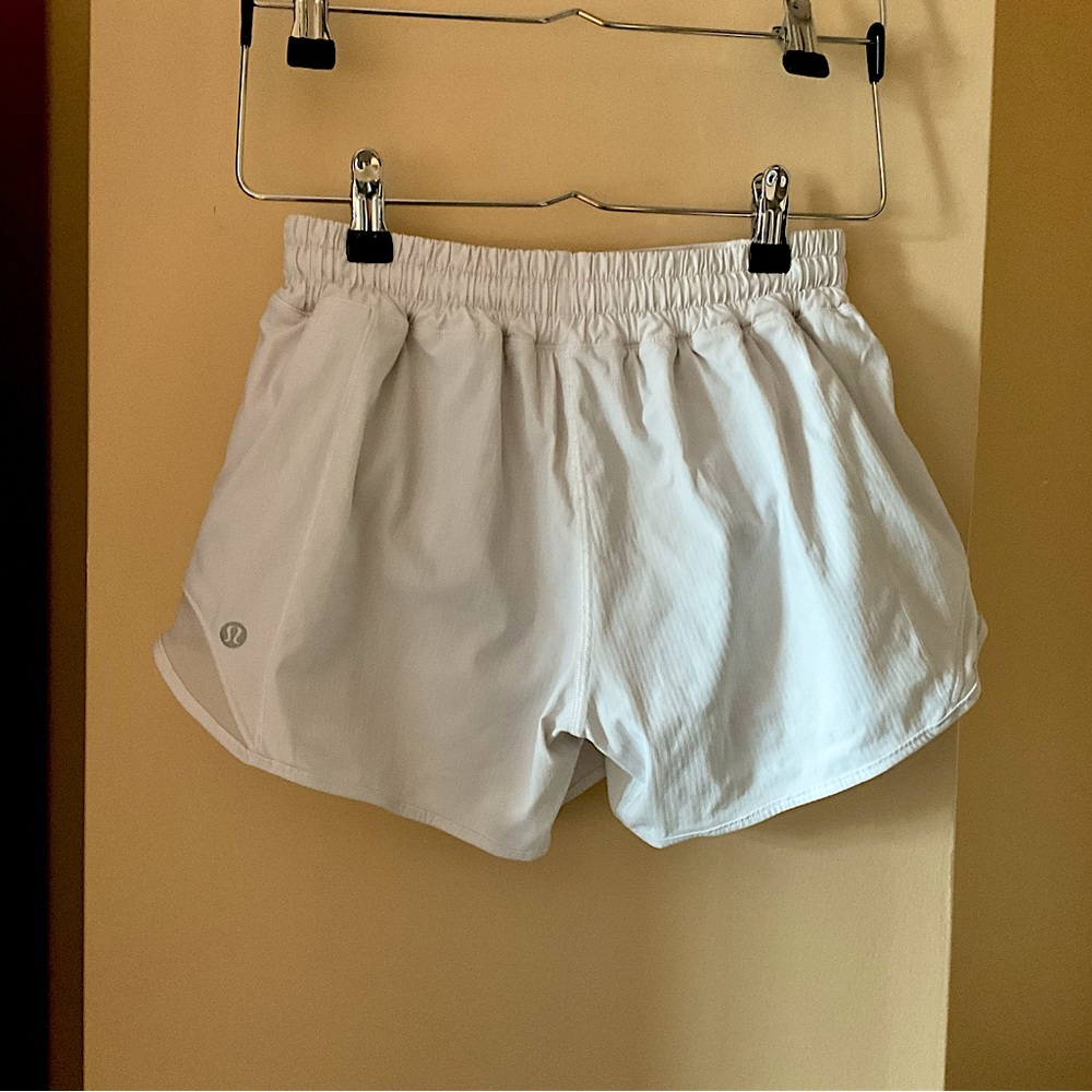 Lululemon 4 inch inseam low rise hotty hot shorts